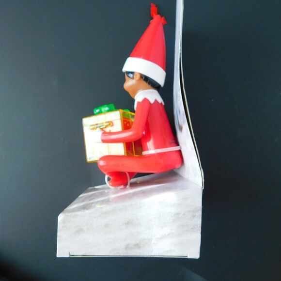 Elf On The Shelf LOT 3: Candy Holder Ornament Christmas Figurine, Book & Pull - Picture 3 of 16
